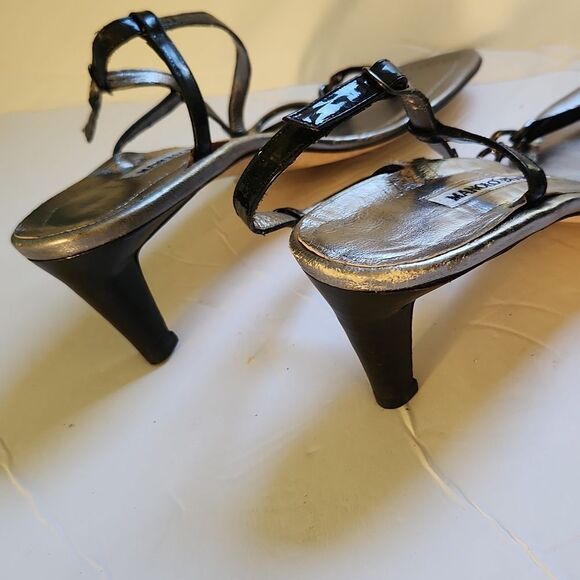 Manolo Blahnik Metallic Silver Strappy Heels - Picture 6 of 12